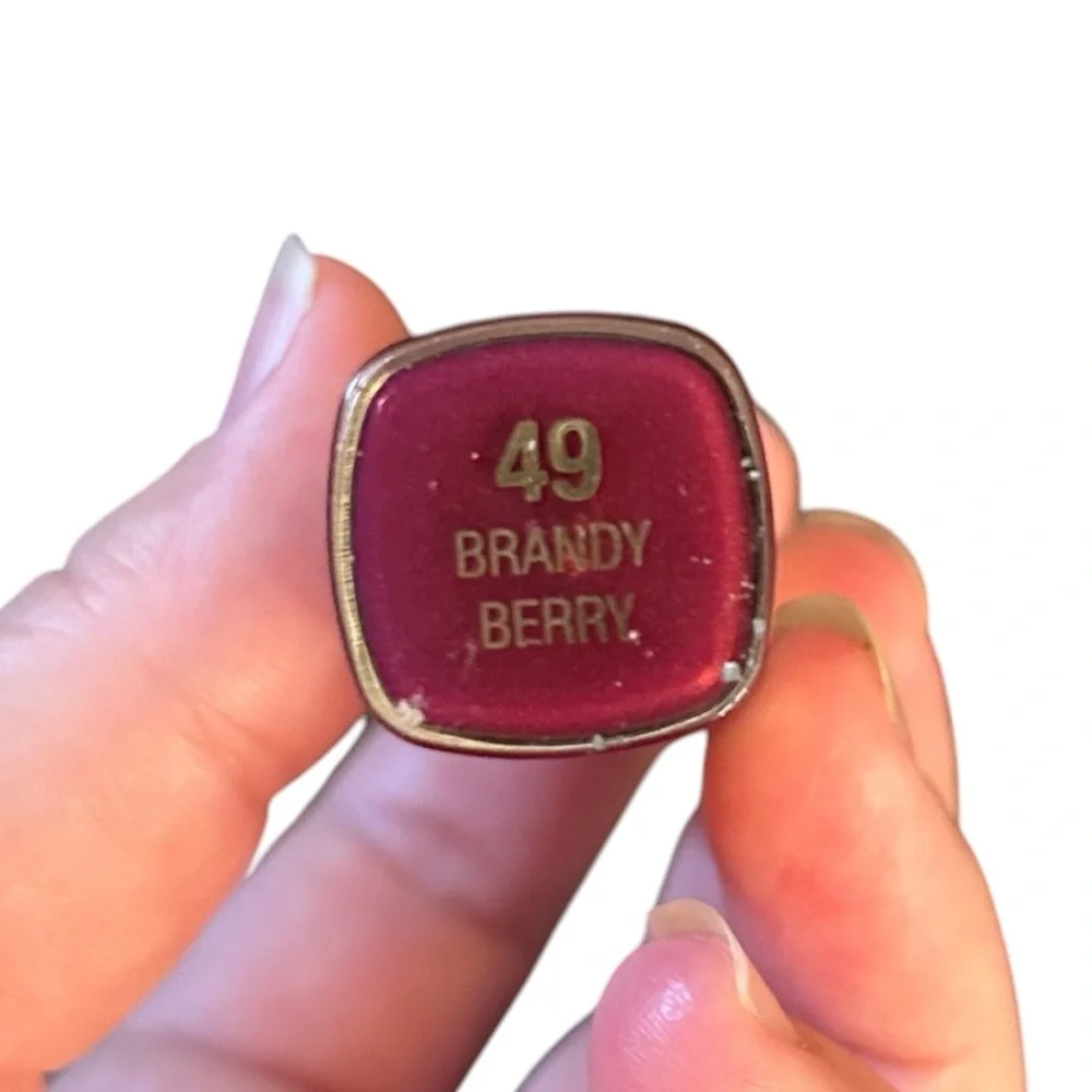 SALE Milani Color Statement Lipstick #49 Brandy Berry Vampy Discontinued NWT
